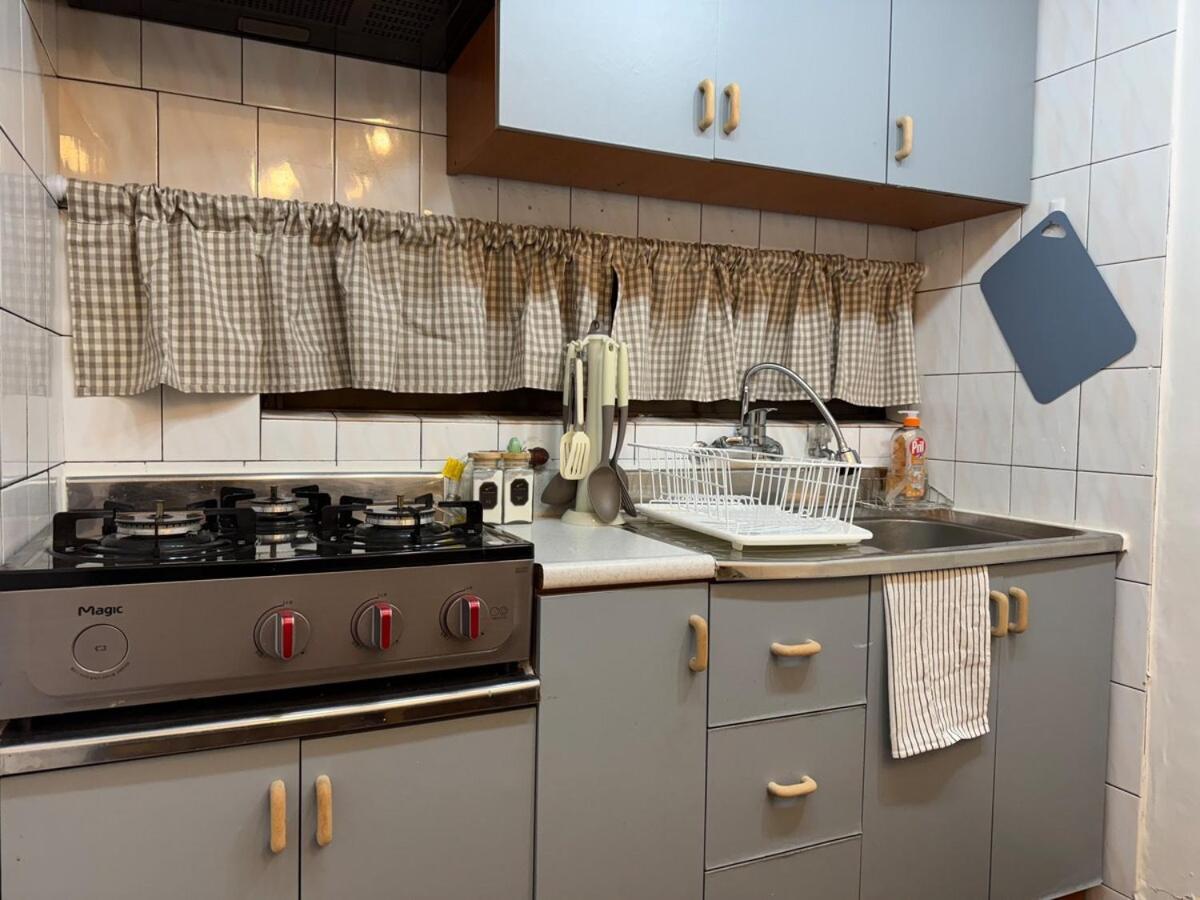 Apartment Fanfar, *