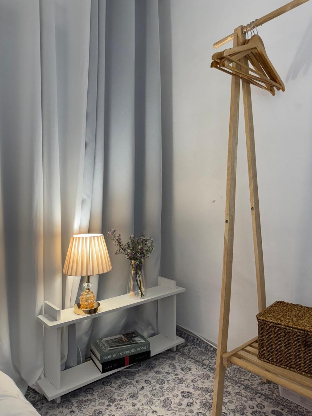 Apartment Fanfar, *